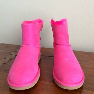 UGG Mini Bailey Bow II in Bright Pink